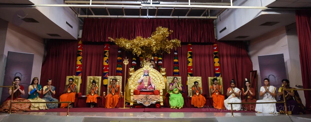 http://nithyananda.org/sites/default/files/photo-gallery/2017-3apr-20th-nithyananda-diary_DSC_3223_bengaluru-aadheenam-IA-day1-manifesting-shaktis-demo.jpg