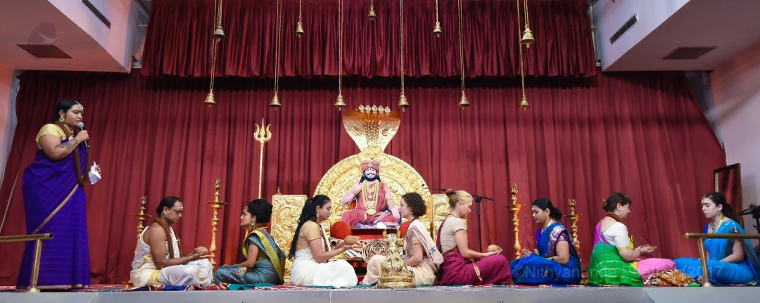 Living Sadashivoham Process begins with a Manifesting Shaktis demonstration featuring the Depth Dimension.
