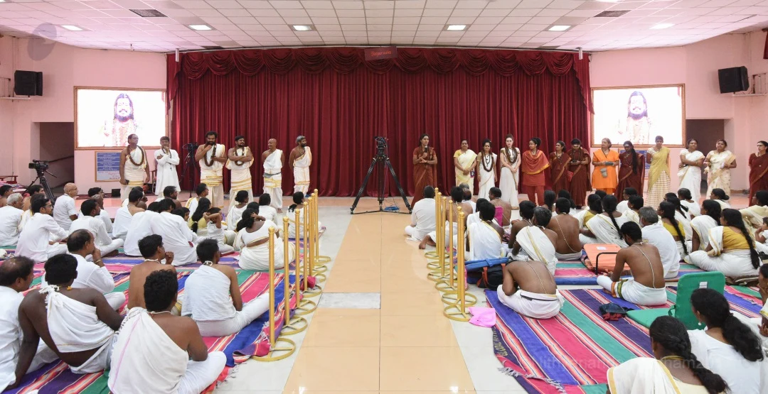 Tamil Teamily Session - Devotees gather for sharing and planning in their locations.