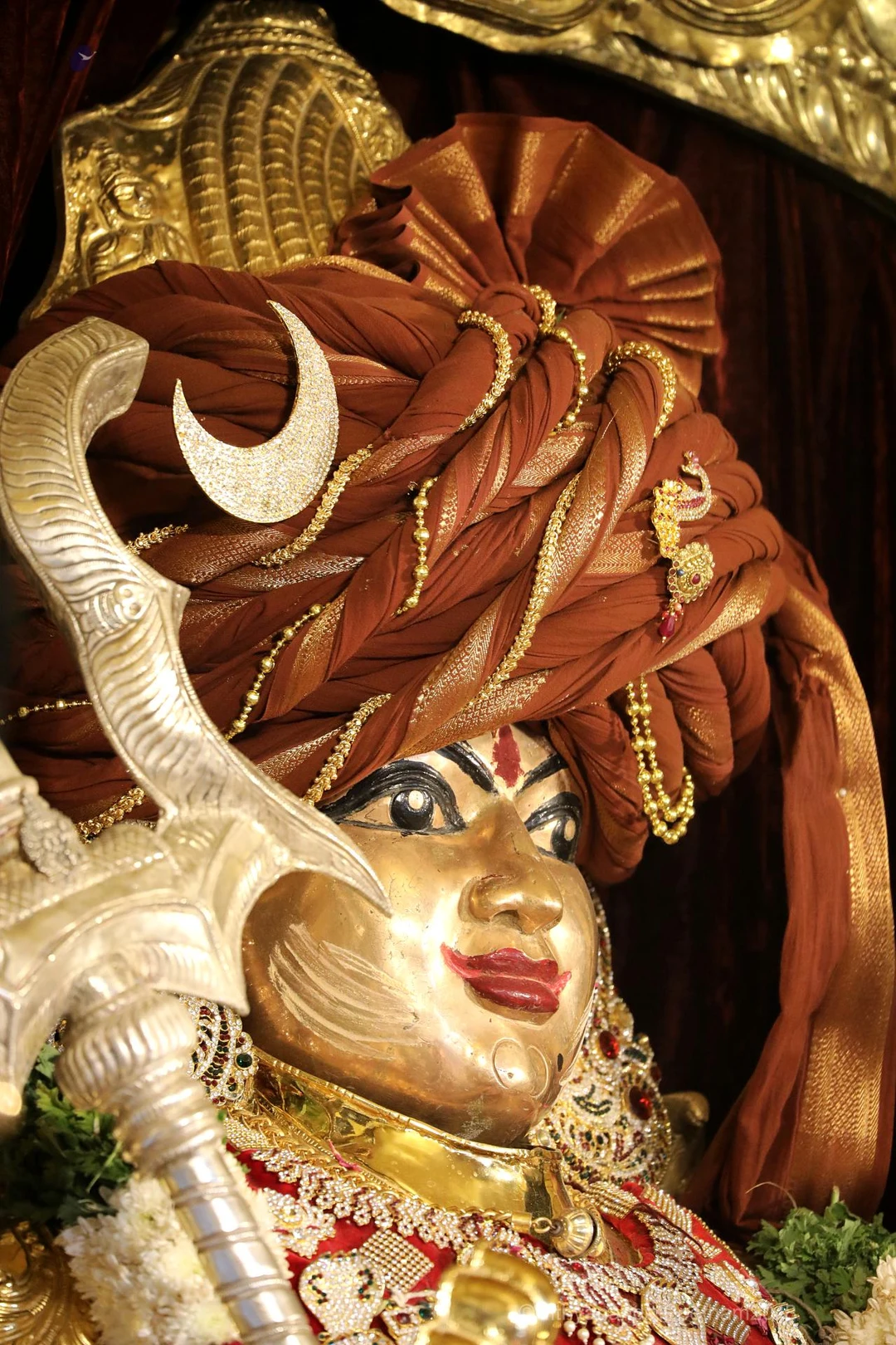 http://nithyananda.org/sites/default/files/photo-gallery/2018-11Nov-18-nithyananda-diary_bengaluru-aadheenam_uttamotama-seva_7T7A1714.JPG
