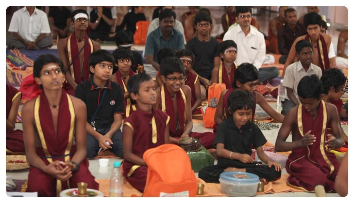 http://nithyananda.org/sites/default/files/photo-gallery/IMG_2197.JPG