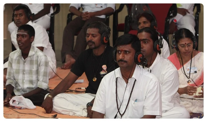 http://nithyananda.org/sites/default/files/photo-gallery/IMG_7434_0.JPG