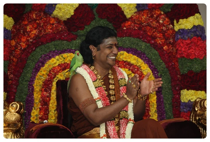 https://nithyananda.org/sites/default/files/photo-gallery/IMG_8998_0.JPG?1366787910