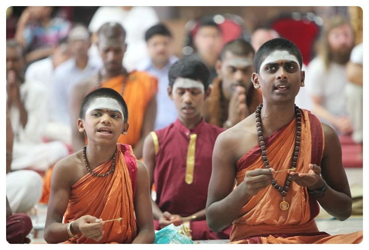 http://nithyananda.org/sites/default/files/photo-gallery/IMG_9768.JPG?1367759582