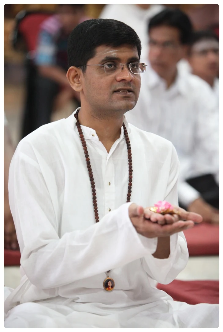 http://nithyananda.org/sites/default/files/photo-gallery/IMG_9775_1.JPG?1367759608
