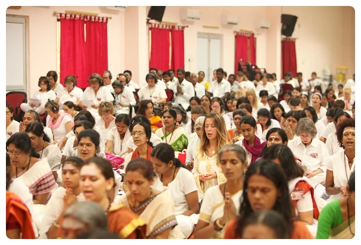 http://nithyananda.org/sites/default/files/photo-gallery/Nithyananda_Swami0905131.JPG?1368114889