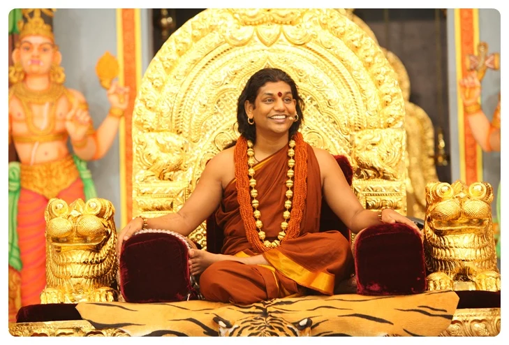 http://nithyananda.org/sites/default/files/photo-gallery/Nithyananda_Swami09051318.JPG?1368115138