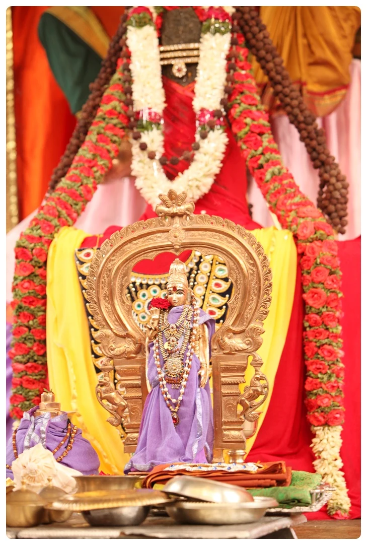 http://nithyananda.org/sites/default/files/photo-gallery/Nithyananda_Swami0905134.JPG?1368114906