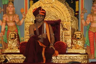 http://nithyananda.org/sites/default/files/photo-gallery/04b-dial-the-avatar.JPG