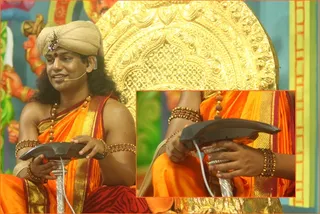 http://nithyananda.org/sites/default/files/photo-gallery/10_Nithyananda_Dial-the-Avatar_28apr2012.jpg