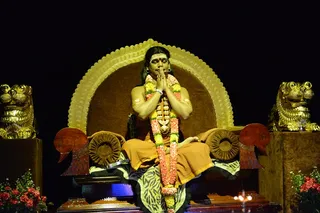Morning Satsang begins