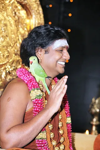 http://nithyananda.org/sites/default/files/photo-gallery/12_9.JPG