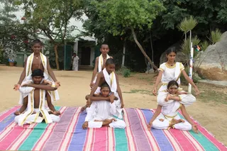 http://nithyananda.org/sites/default/files/photo-gallery/12_nithyananda_temple_15aug2012.JPG