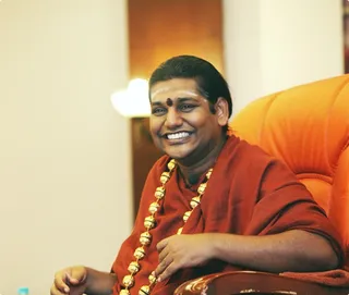 http://nithyananda.org/sites/default/files/photo-gallery/13_Nithyananda_Swami_MG_1099.JPG