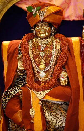 http://nithyananda.org/sites/default/files/photo-gallery/13mar%20slected%20photo_MG_5466-20140313-103659.JPG