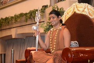 Swamiji guiding IA meditation and intiation