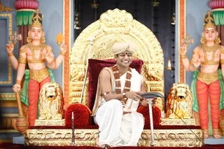 http://nithyananda.org/sites/default/files/photo-gallery/15_Nithyananda-3_Apr-2012_0.JPG