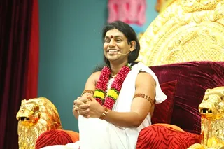 http://nithyananda.org/sites/default/files/photo-gallery/15_Nithyananda_22_Apr_2012.JPG