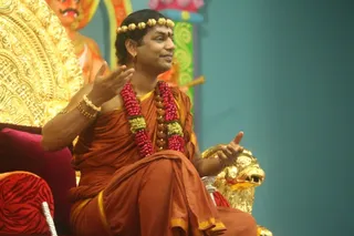 http://nithyananda.org/sites/default/files/photo-gallery/15_Nithyananda_satsang_04may2012_0.JPG