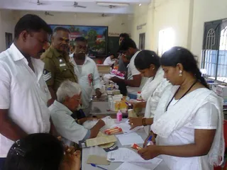 http://nithyananda.org/sites/default/files/photo-gallery/15_nithyananda_21aug2012.jpg