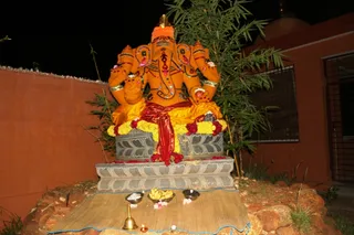 http://nithyananda.org/sites/default/files/photo-gallery/16_nithyananda_20sep2012.JPG