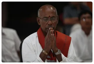 https://nithyananda.org/sites/default/files/photo-gallery/18_14.JPG