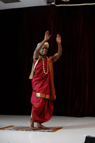 http://nithyananda.org/sites/default/files/photo-gallery/18_19.JPG