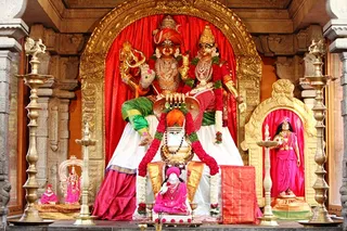 http://nithyananda.org/sites/default/files/photo-gallery/1_Nithyananda_22_Apr_2012.JPG