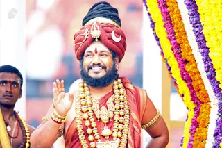 Tha Avatar Graces the lucky few with another rare Pratyaksha Pada Puja and Rudra Abhishekam