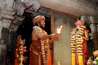 http://nithyananda.org/sites/default/files/photo-gallery/2-2016-12dec-12th-nithyananda-diary_DSC_5923.jpg