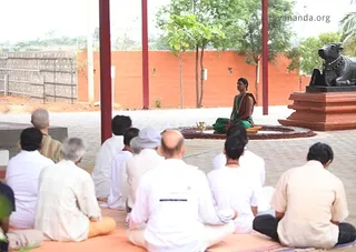 https://www.nithyananda.org/sites/default/files/photo-gallery/2-b_21.jpg?1311435121