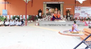 https://www.nithyananda.org/sites/default/files/photo-gallery/2-b_24.jpg?1312300839