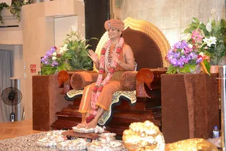 Pratyaksha Paada Puja