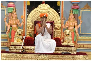 http://nithyananda.org/sites/default/files/photo-gallery/2011-01jan-03-nithyananda-photo-IMG_8746_0.JPG