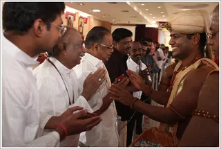 http://nithyananda.org/sites/default/files/photo-gallery/2011-01jan-03-nithyananda-photo-IMG_9140_0.JPG