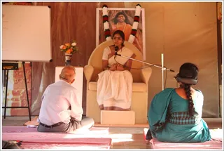 http://nithyananda.org/sites/default/files/photo-gallery/2011-01jan-03-nithyananda-photo-IMG_9404.JPG