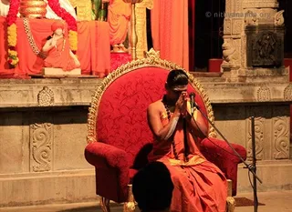 https://www.nithyananda.org/sites/default/files/photo-gallery/2011-07jul-25-nithyananda-photo-01g-nithyananda-concludes-address-at-bidadi-temple.jpg?1312472082