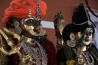 https://www.nithyananda.org/sites/default/files/photo-gallery/2011-07jul-25-nithyananda-photo-01i-anandeswara-anandeswari-yagashala-bidadi-temple.jpg?1312472119