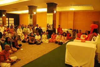 https://www.nithyananda.org/sites/default/files/photo-gallery/2011-07jul-26-nithyananda-photo-05d-nithyananda-satsang-hotel-kailash-yatra-khatmandu.jpg?1312531290