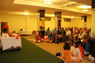 https://www.nithyananda.org/sites/default/files/photo-gallery/2011-07jul-26-nithyananda-photo-05e-nithyananda-satsang-hotel-kailash-yatra-khatmandu.jpg?1312531314