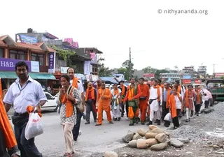 https://www.nithyananda.org/sites/default/files/photo-gallery/2011-07jul-28-nithyananda-photo-05-3-nithyananda-gupteshwar-mahadev-temple-cave-kailash-yatra-nepal.jpg__0.jpg?1313678429