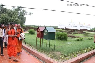 https://www.nithyananda.org/sites/default/files/photo-gallery/2011-07jul-31-nithyananda-photo-02dswamiji-walking-buddha-palace-lumbini.JPG?1313735285
