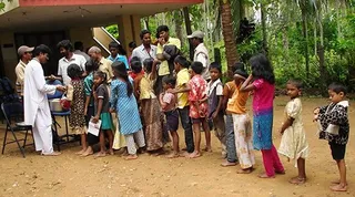 https://www.nithyananda.org/sites/default/files/photo-gallery/2011-07jul-31-nithyananda-photo-05c-nithyananda-medical-camp-bidadi-ashram.jpg_.jpg?1313735499