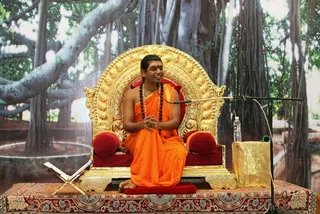 https://www.nithyananda.org/sites/default/files/photo-gallery/2011-08aug-27-nithyananda-photo-16-brahmasutra.jpg?1314520369
