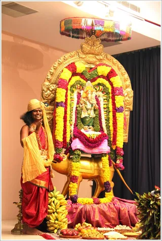 https://www.nithyananda.org/sites/default/files/photo-gallery/2011-09sep-01-nithyananda-photo-12-swamijiandganesha.JPG