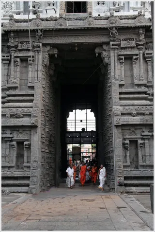 https://www.nithyananda.org/sites/default/files/photo-gallery/2011-09sep-26-nithyananda-photo-18.JPG?1317066140