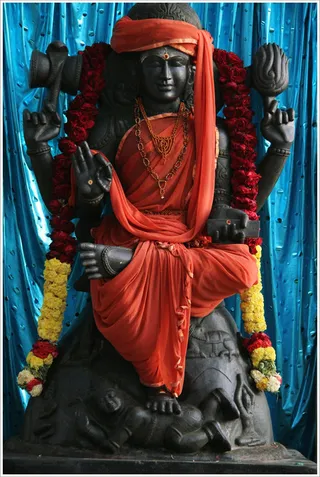 https://www.nithyananda.org/sites/default/files/photo-gallery/2011-09sep-28-nithyananda-photo-02.JPG?1317254486