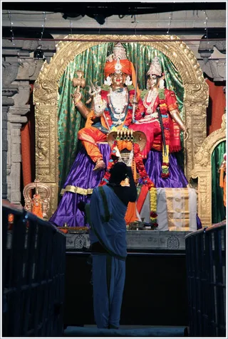 https://www.nithyananda.org/sites/default/files/photo-gallery/2011-09sep-28-nithyananda-photo-19.JPG?1317254676