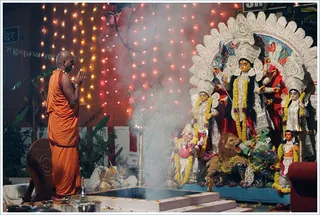 https://www.nithyananda.org/sites/default/files/photo-gallery/2011-10oct-02-nithyananda-photo-18.JPG?1317643570