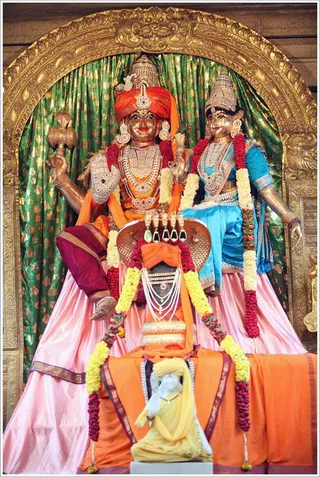 https://www.nithyananda.org/sites/default/files/photo-gallery/2011-10oct-03-nithyananda-photo-01.JPG?1317714517